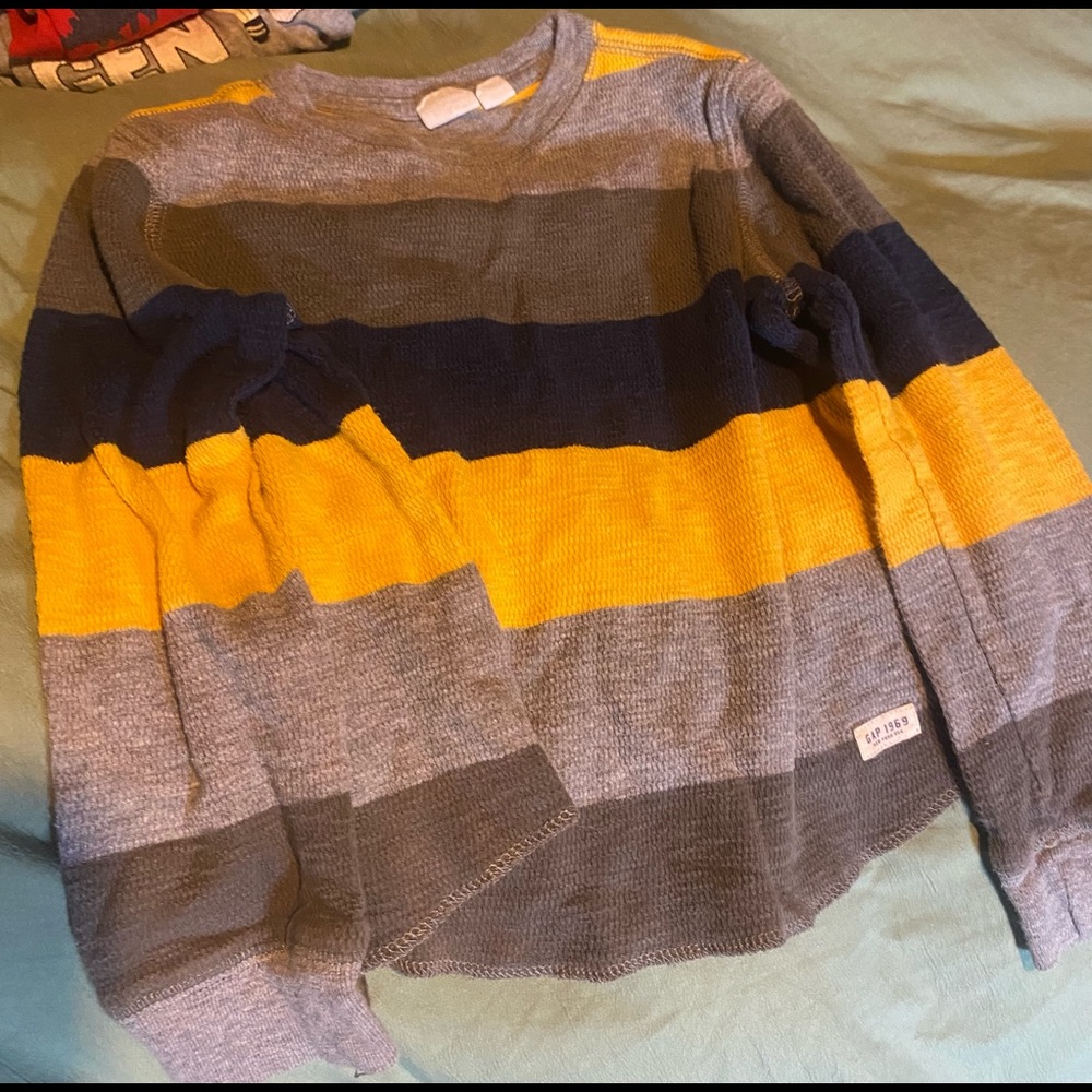 Gap boys 3T shirt